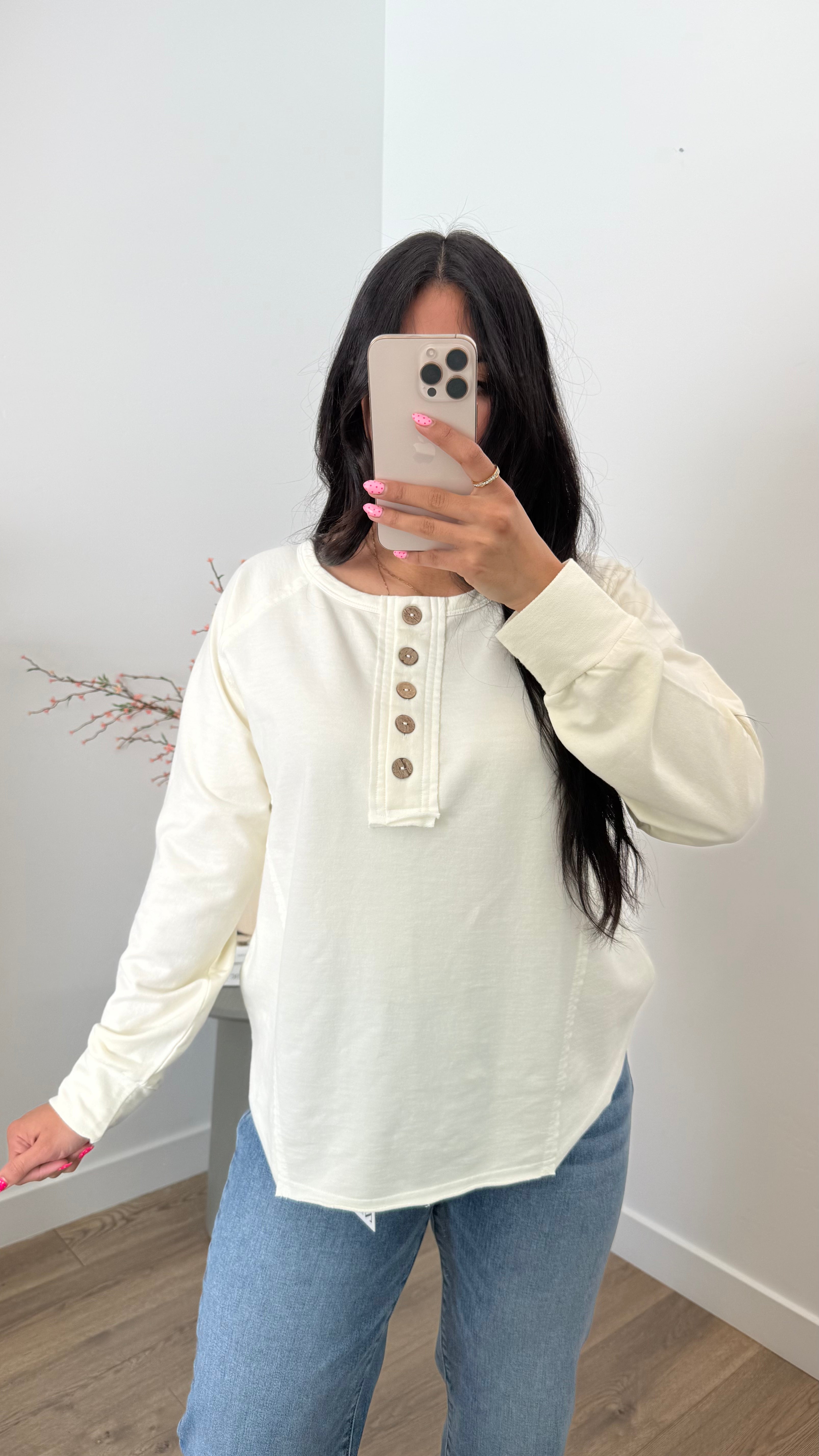 HENLEY RAGLAN LONG SLEEVE KNIT TOP
